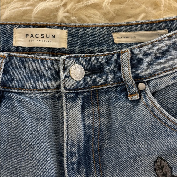 PacSun Light Blue High Rise Straight Leg Mom Jeans with Floral Embroidery - Picture 6 of 6